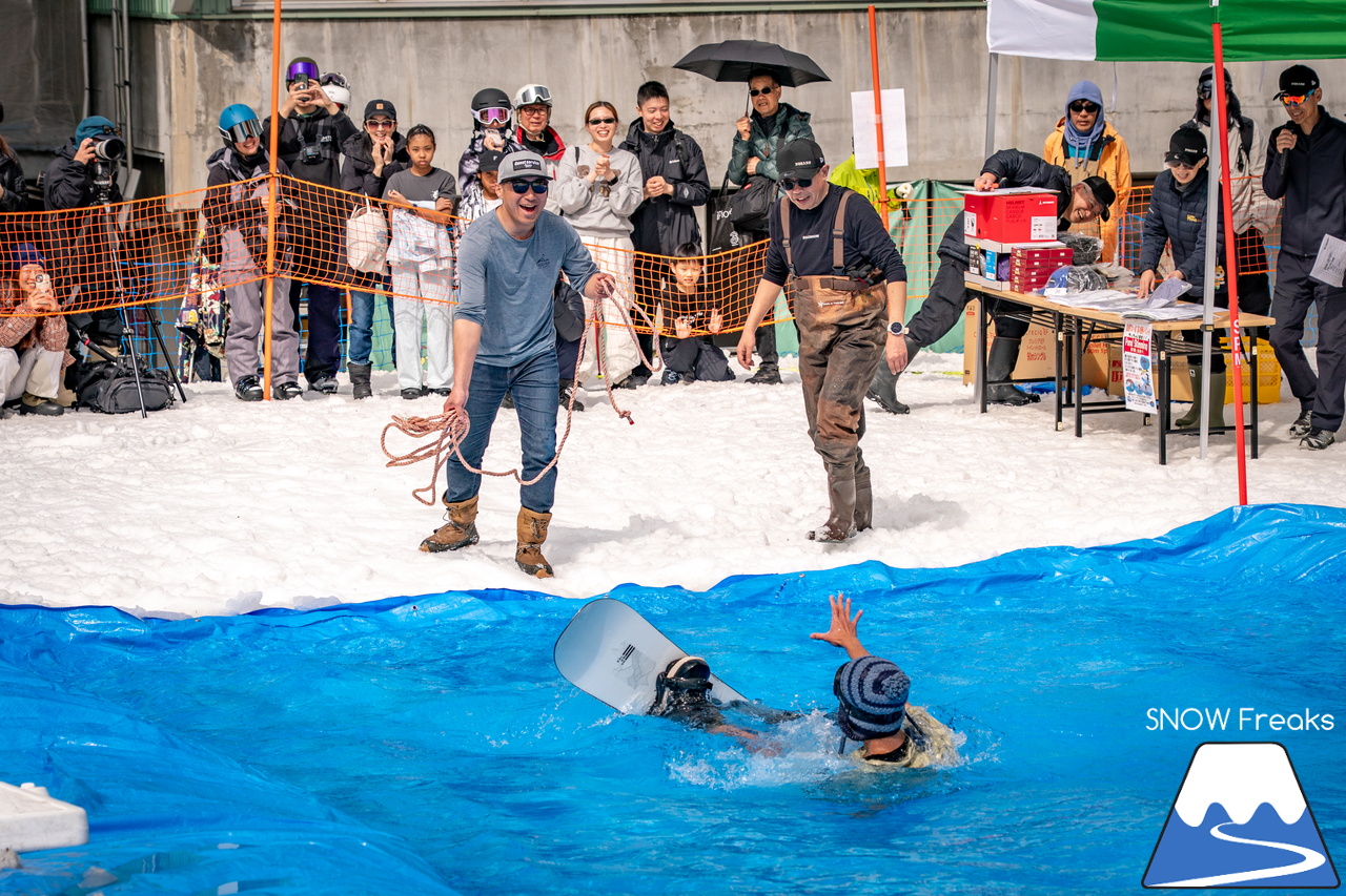 富良野スキー場｜いよいよインターナショナルなイベントに？！春シーズン恒例『第13回 Pond Skimming 池渡り』開催～♪